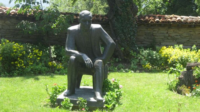 Йордан Йовков