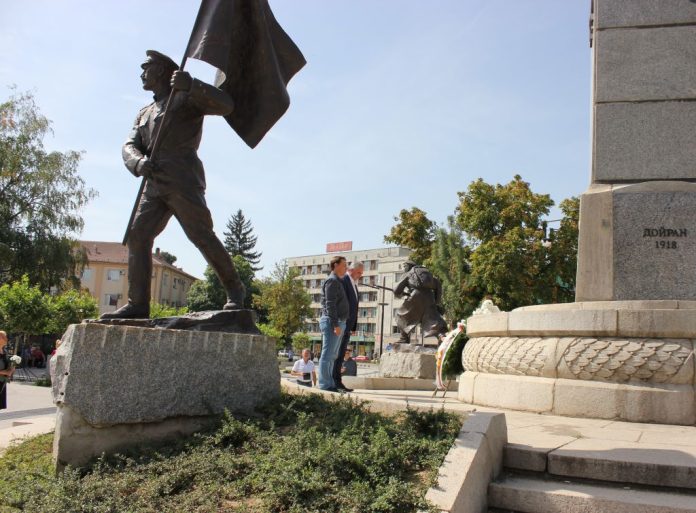 паметник - Девета плевенска пехотна дивизия