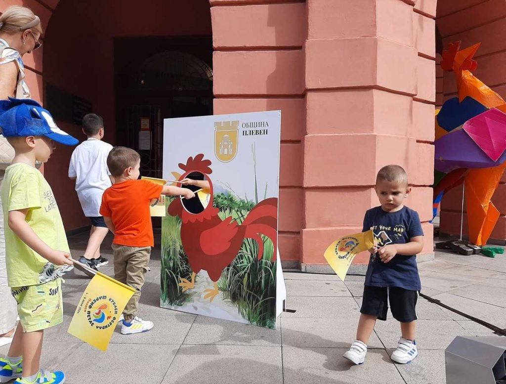 Шарено петле