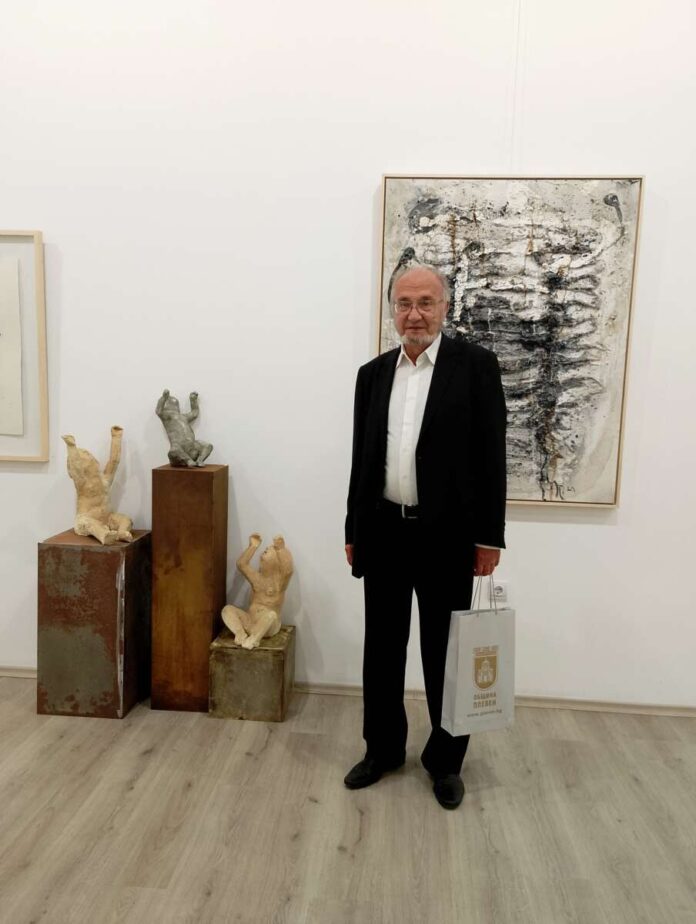 Валери Цолов