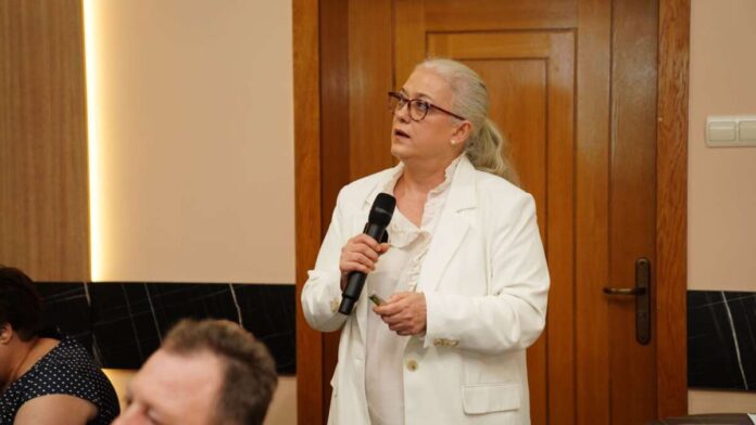 Надежда Хинкова