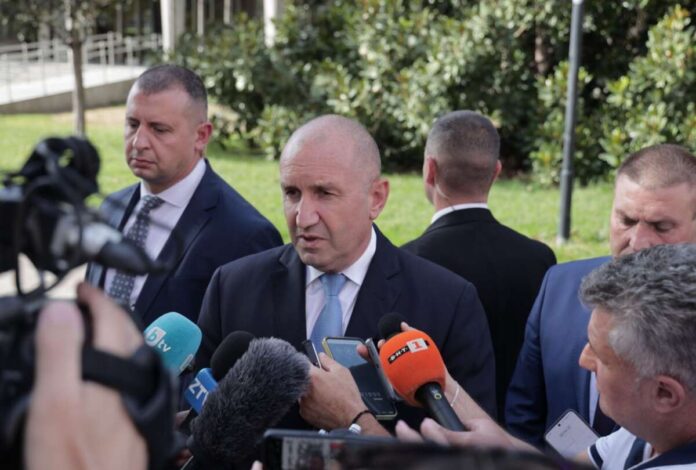 Румен Радев