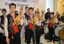 Три нови кръжока и нови костюми за децата от ЦРД – Плевен осигури благотворителният бал на Ротари клуб Плевен Центрум деца ЦРД