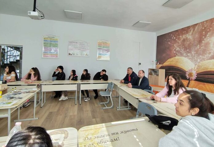 Открит урок