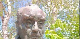 Паметникът в цял ръст на акад. Светлин Русев ще е висок 2,20 метра и ще се извисява в близост до едноименната галерия в Плевен